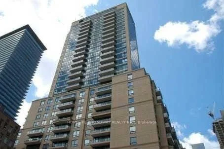 35 Hayden Street 417, Toronto C08, On M4y 3c3