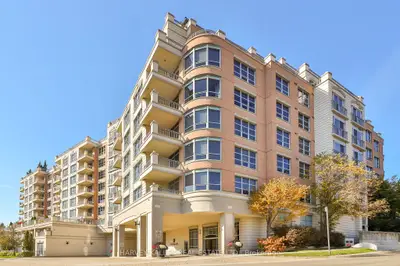 Condo Apartment in Toronto