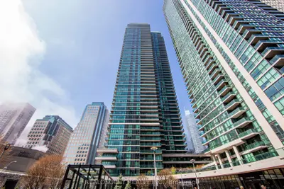 33 Bay Street 311, Toronto C01, On M5j 2z3