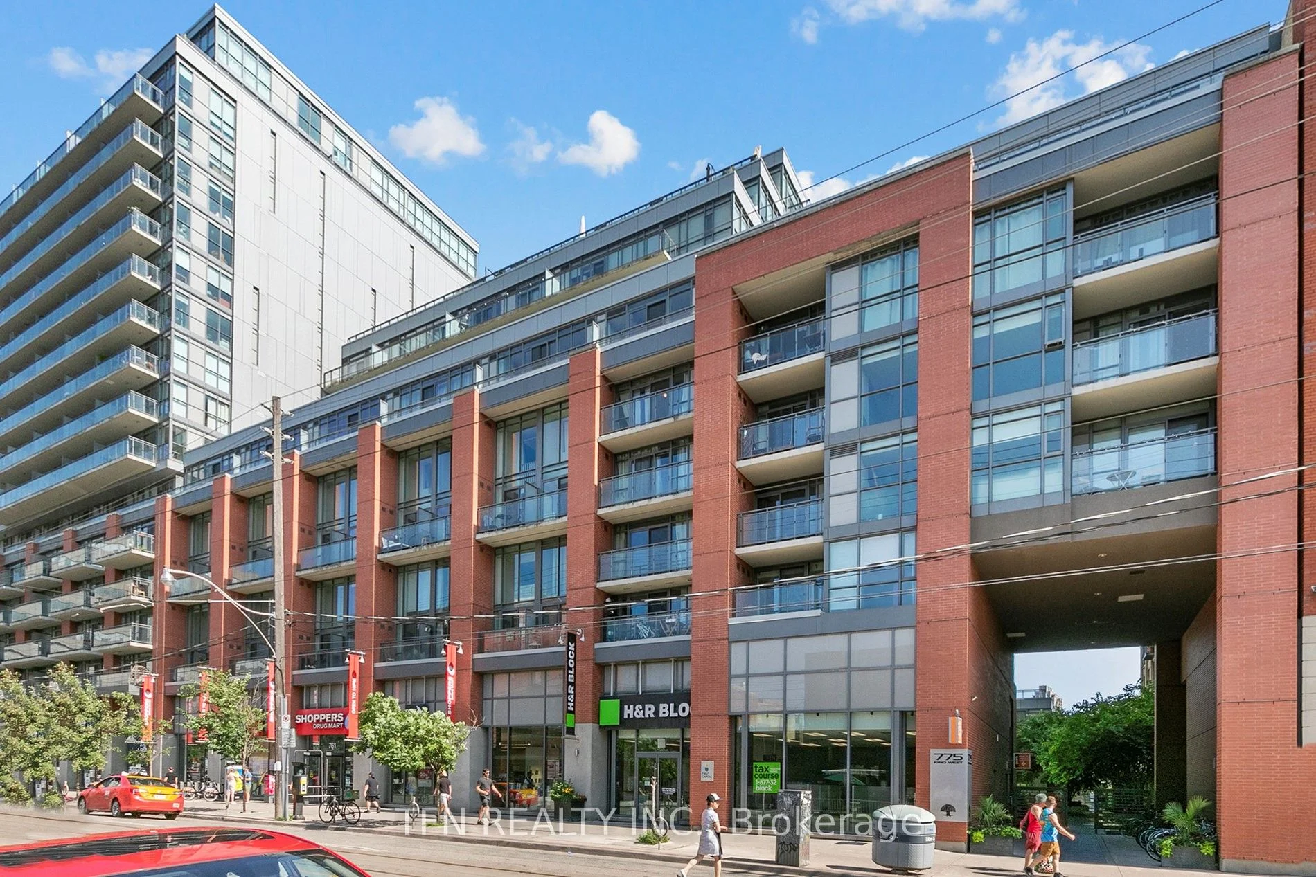 775 King Street 906, Toronto C01, On M5v 2k3