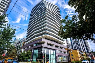 Condo Apartment in Toronto