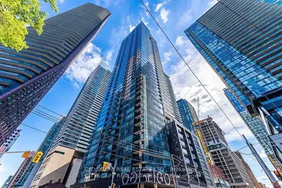 295 Adelaide Street 211, Toronto C01, On M5v 1p7