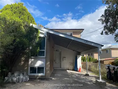 Semi-Detached in Toronto