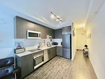 Condo Apartment in Toronto