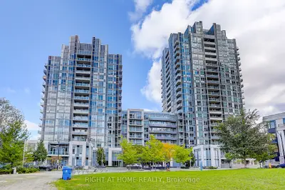 Condo Apartment in Toronto