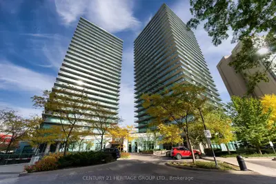 Condo Apartment in Toronto