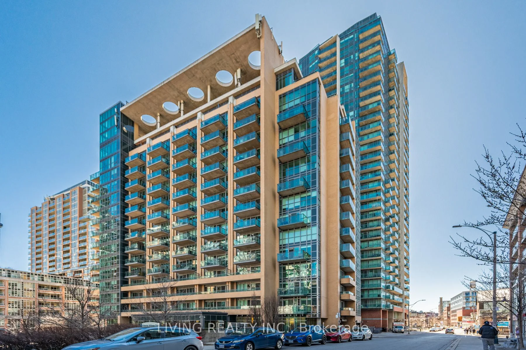 Condo Apartment in Toronto