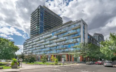 Condo Apartment in Toronto