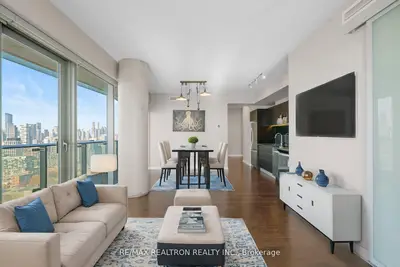 Condo Apartment in Toronto