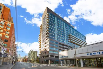 Condo Apartment in Toronto