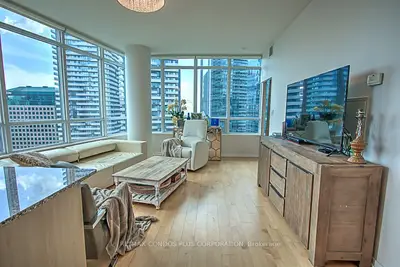 Condo Apartment in Toronto