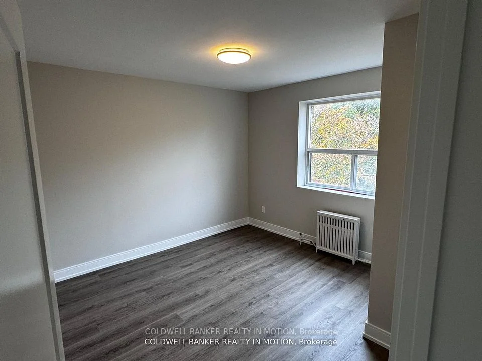 3474 Yonge Street 102, Toronto C04, ON M4N 2N4