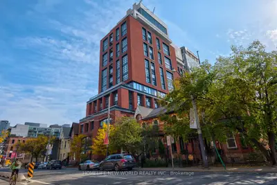 Condo Apartment in Toronto