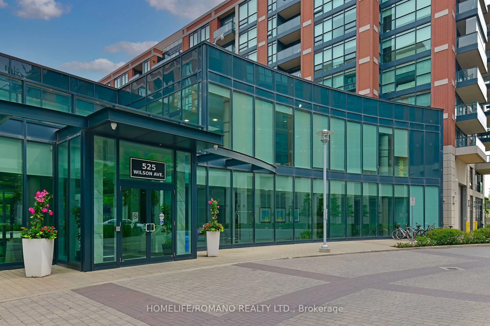Condo Apartment in Toronto