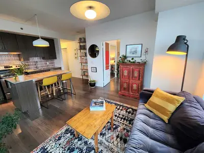 Condo Apartment in Toronto