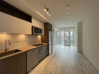 121 Lower Sherbourne Street 654 Sw, Toronto C08, On M5a 0w8