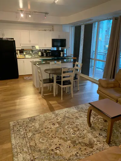 220 Victoria Street 805, Toronto C08, On M5b 2r6