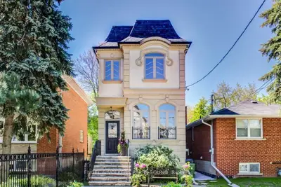 Detached in Toronto