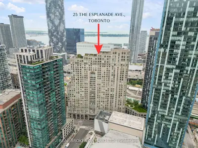 Condo Apartment in Toronto