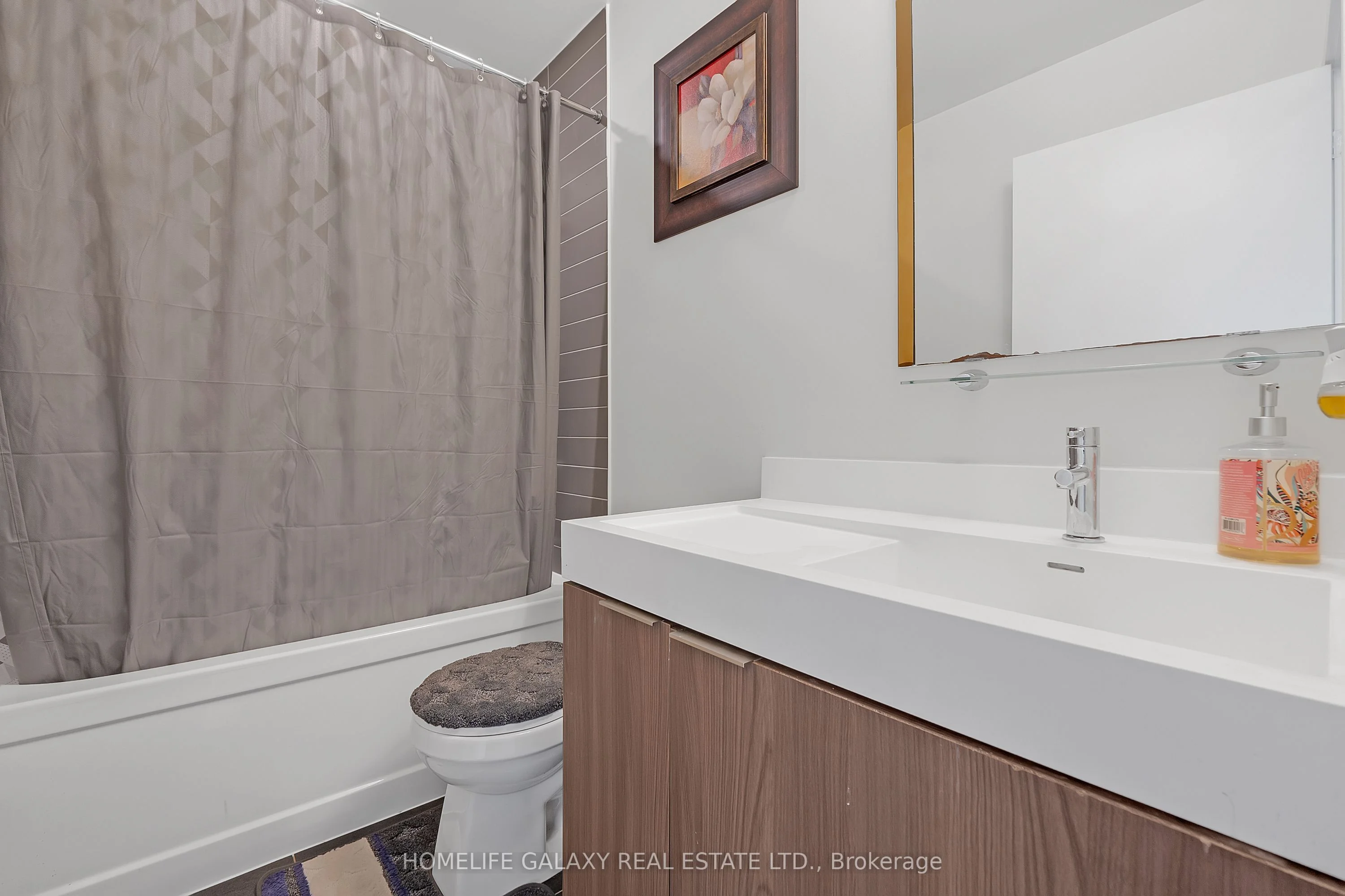 20 Tubman Avenue 607, Toronto C08, ON M5A 0M8