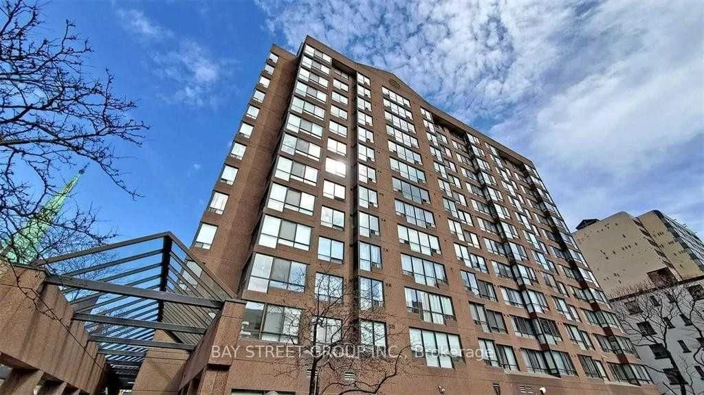 117 Gerrard Street E 208, Toronto C08, On M5b 2l4