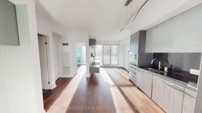 Condo Apartment in Toronto