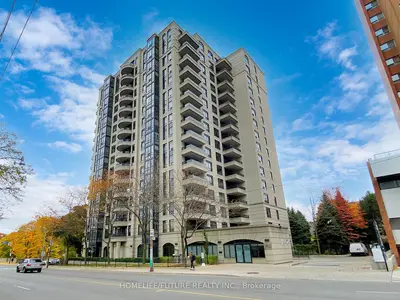 Condo Apartment in Toronto
