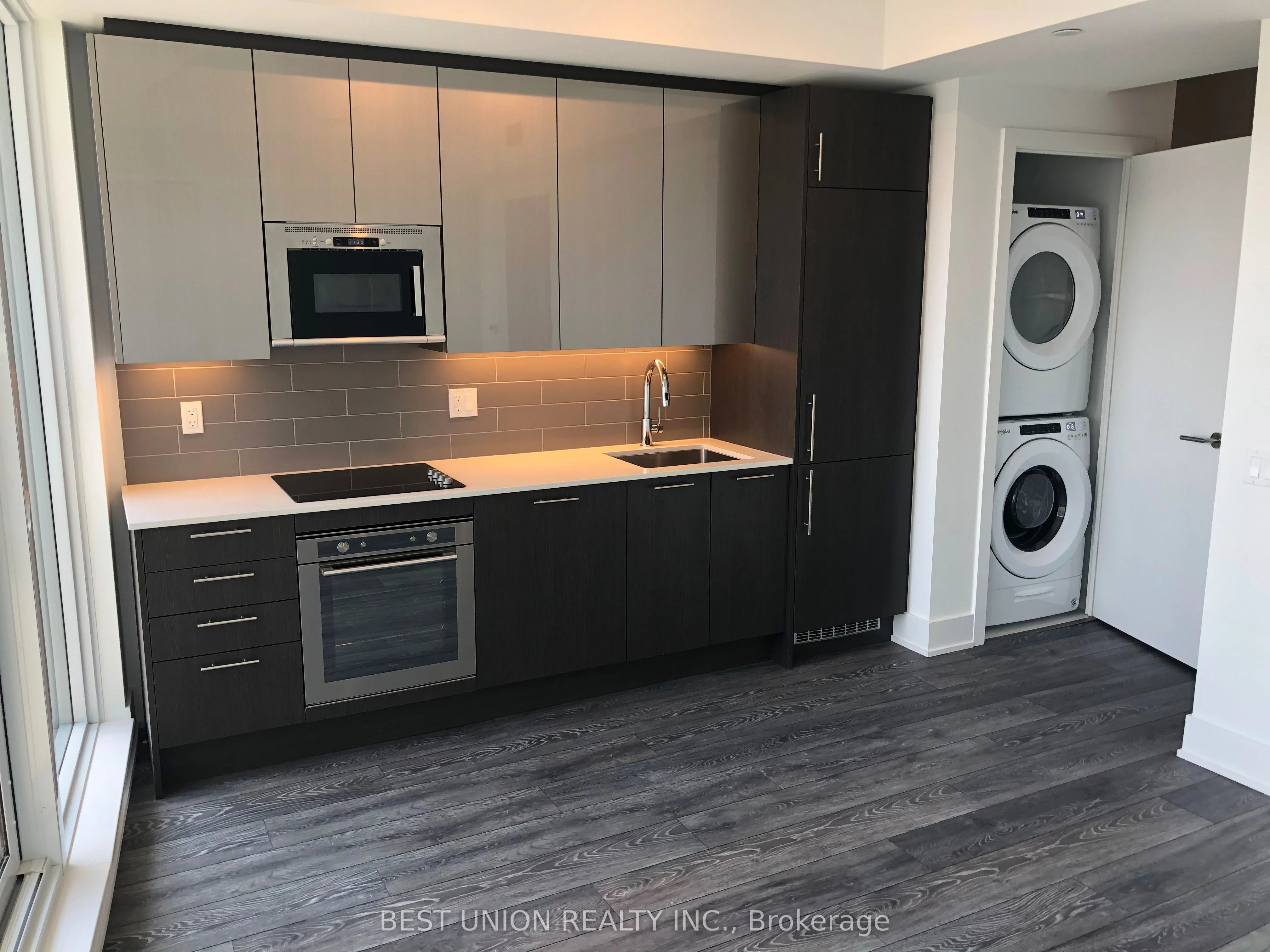 403 Church Street 1809, Toronto C08, ON M4Y 0C9