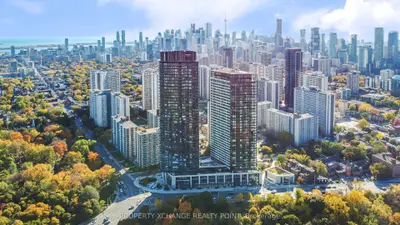 Condo Apartment in Toronto