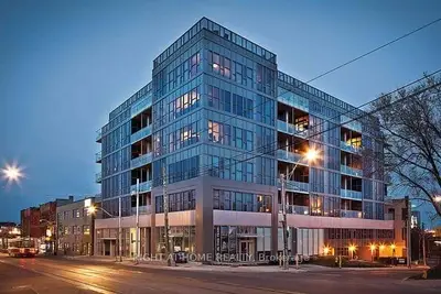 Condo Apartment in Toronto