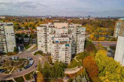 Condo Apartment in Toronto