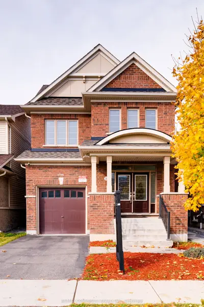 Detached in Oshawa