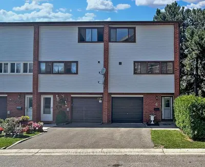 Condo Townhouse in Toronto