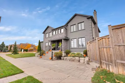 Detached in Pickering