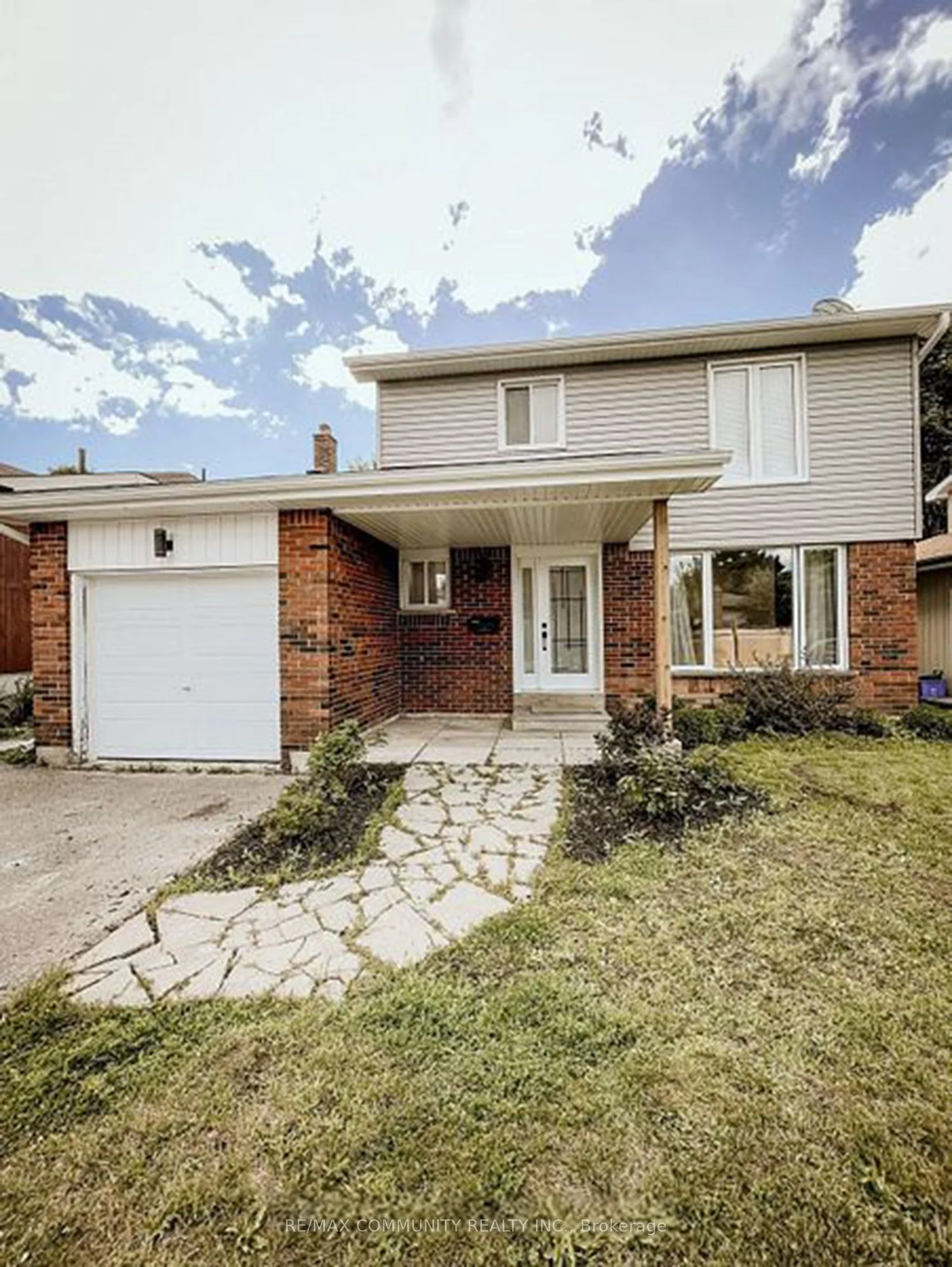 Detached in Oshawa