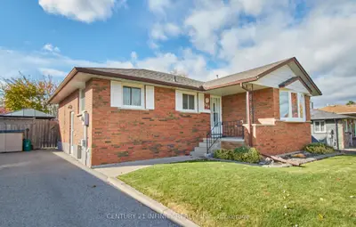 Detached in Oshawa
