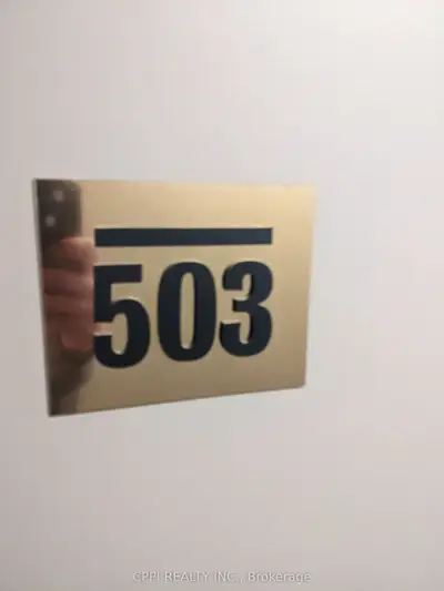Condo Apartment in Oshawa
