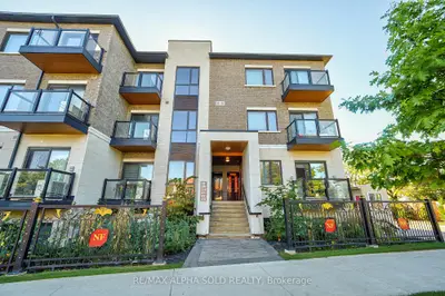 Condo Townhouse in Toronto
