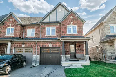 Att/Row/Townhouse in Clarington
