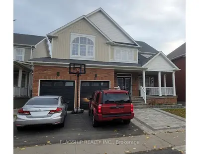 Detached in Oshawa