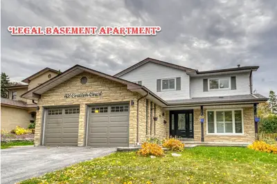 Detached in Whitby