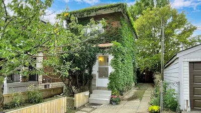 Detached in Toronto