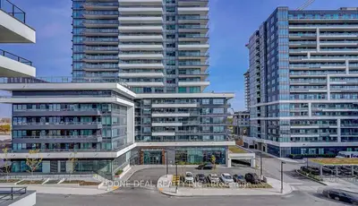 Condo Apartment in Pickering