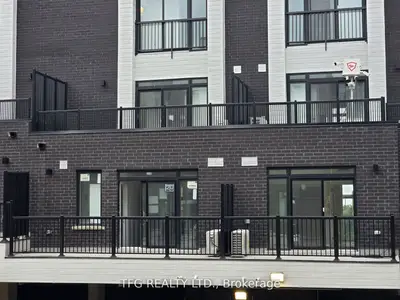 Condo Townhouse in Ajax