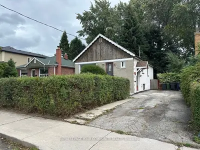 Detached in Toronto