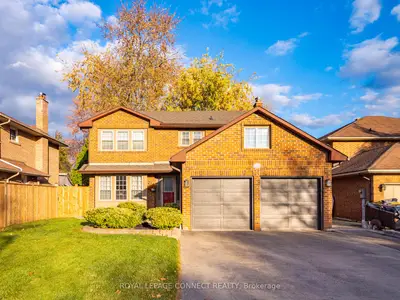 Detached in Pickering