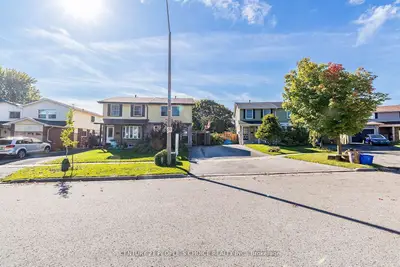 Semi-Detached in Oshawa