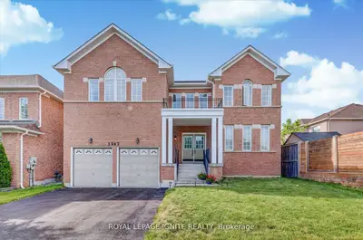Detached in Oshawa
