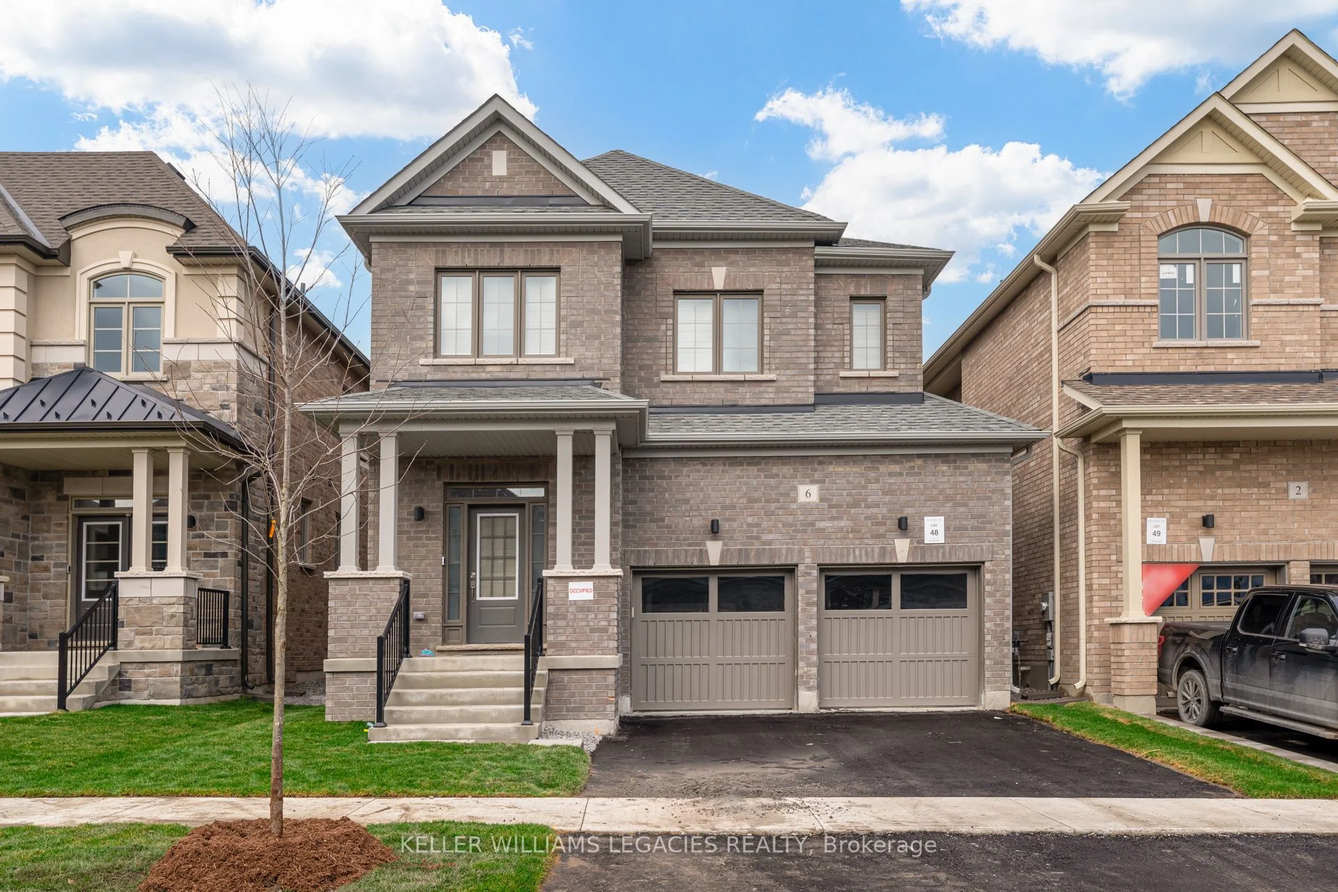 6 Northrop BSMT Avenue N, Clarington, ON L1B 1G9
