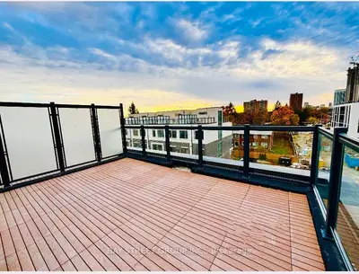 Condo Townhouse in Toronto
